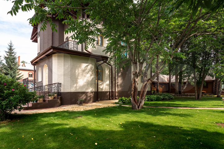 Коттедж 237,9 м² на участке 26,5 сот.