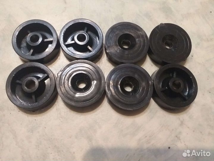 Опоры мебельные высота11мм диаметр40мм