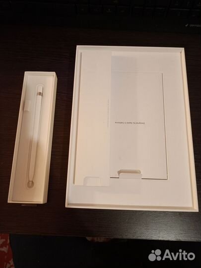 iPad 8 с Apple Pencil