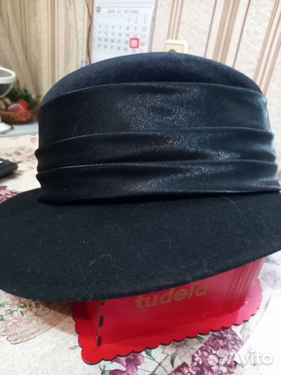 Шляпа фетровая женская