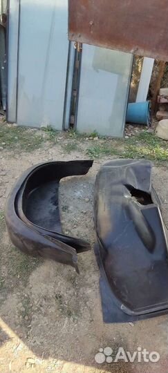 Продам подкрылки Мерседес, volkswagen.комплект