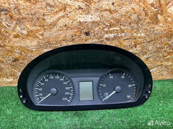 Щиток приборов Mercedes-Benz Vito W639 2.2 2007