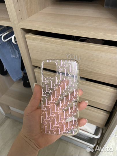 Чехол на iPhone 11