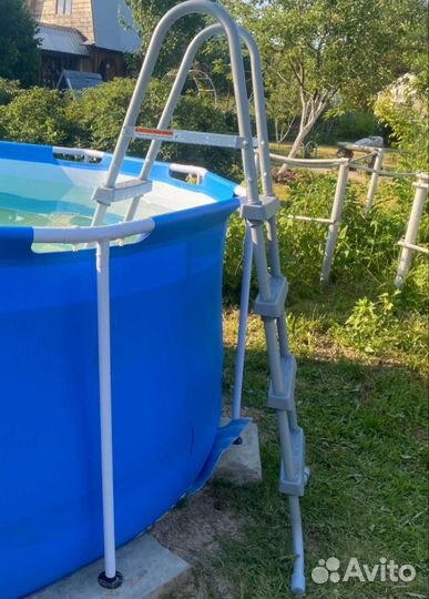 Лестница для бассейна 122 см