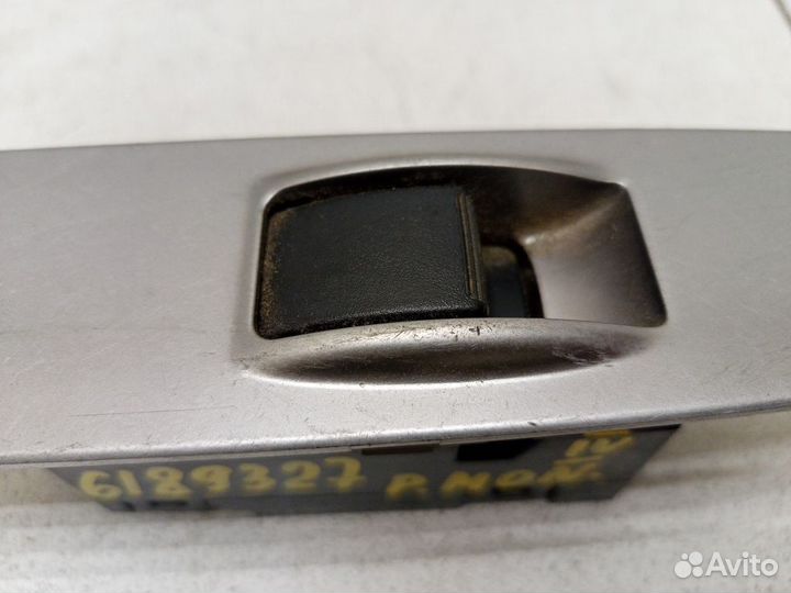 Кнопка стеклоподъемника