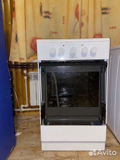 Плита электрическая Hansa