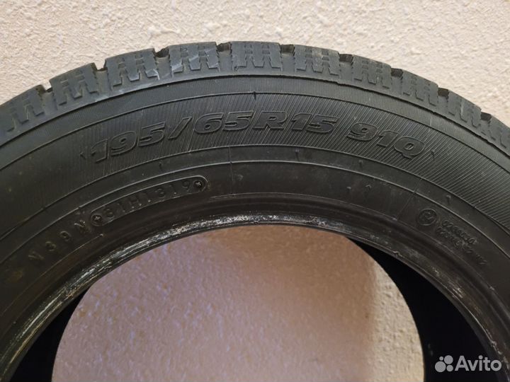 Toyo Observe Garit GIZ 195/65 R15