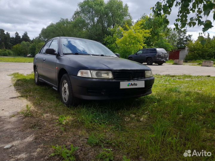 Mitsubishi Lancer 1.3 МТ, 1998, 300 000 км