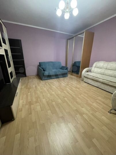 2-к. квартира, 60 м², 8/21 эт.