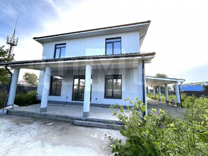 Коттедж 205 м² на участке 8,3 сот.