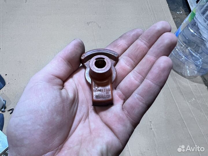 Крышка трамблера + бегунок на volvo 940