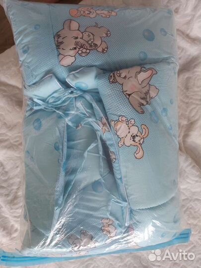 Бортики в кроватку