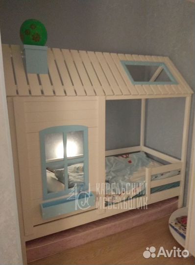 Кровать домик 