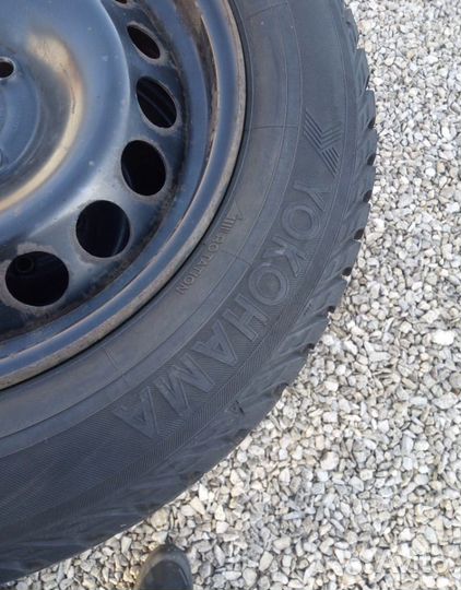 Yokohama Ice Guard Stud IG55 185/65 R15 92T