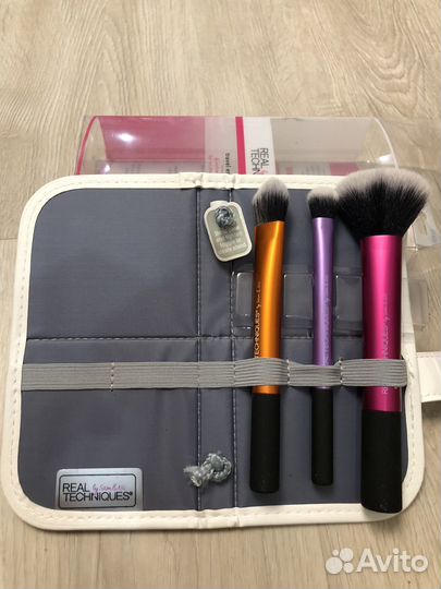 Кисти для макияжа новые