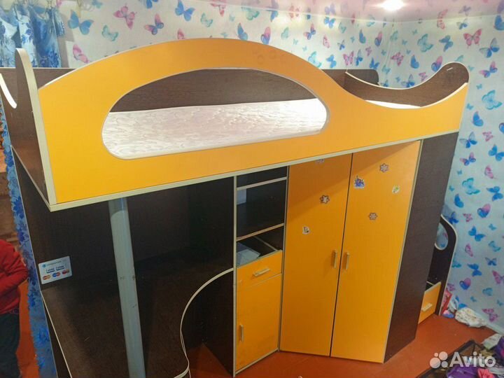 Двухъярусная кровать бу