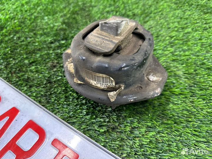 Подушка двигателя правая Bmw 7 E66 N62B44 2002