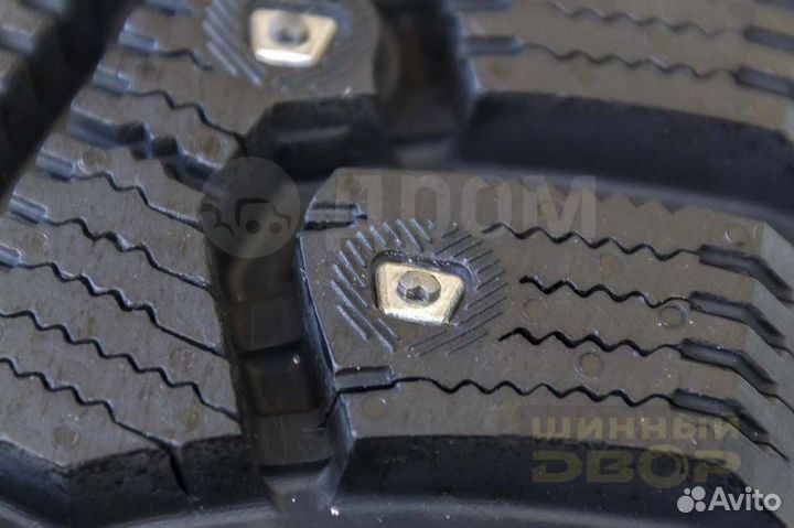 Pirelli Ice Zero 215/60 R16 99T