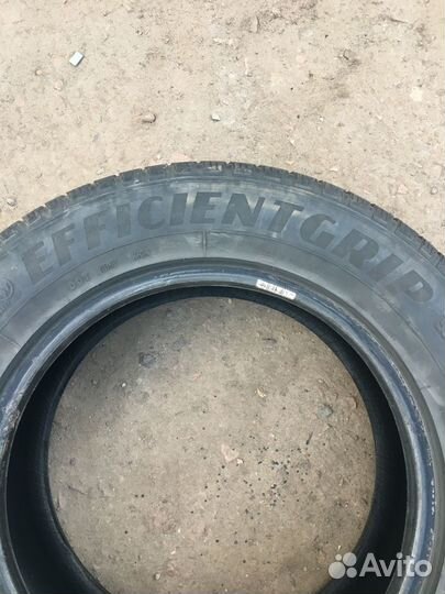 Goodyear EfficientGrip 215/65 R16