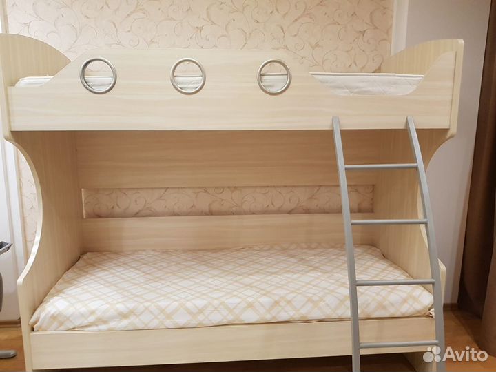 Продам детскую кровать