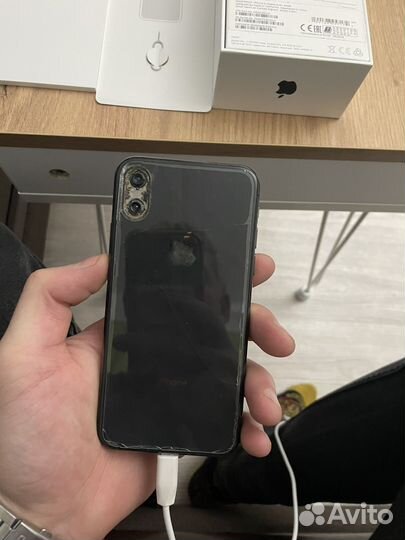 Мобильные телефоны бу iPhone 10