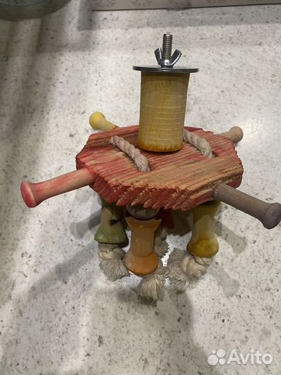 Игрушки для попугаев