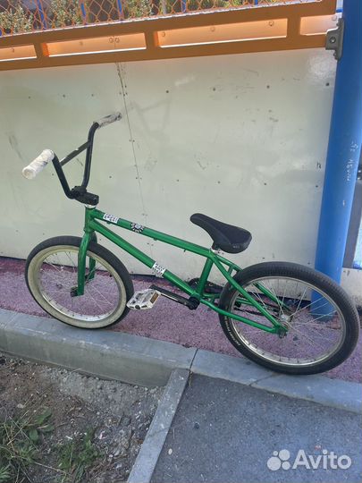 Трюковой велосипед бмх