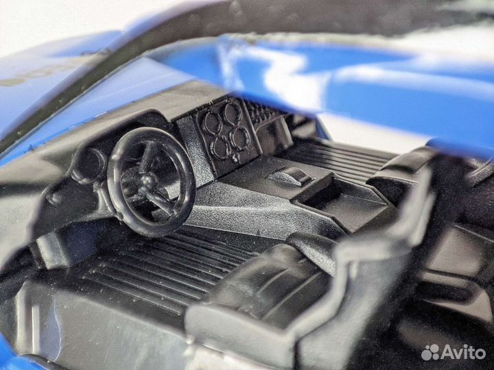 Машинка на радиоуправлении