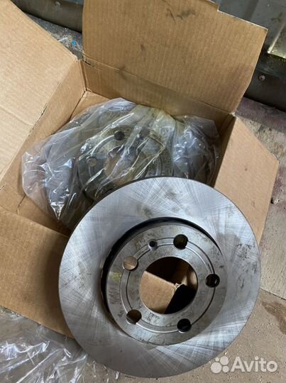 Торомозные диски и колодки skoda fabia