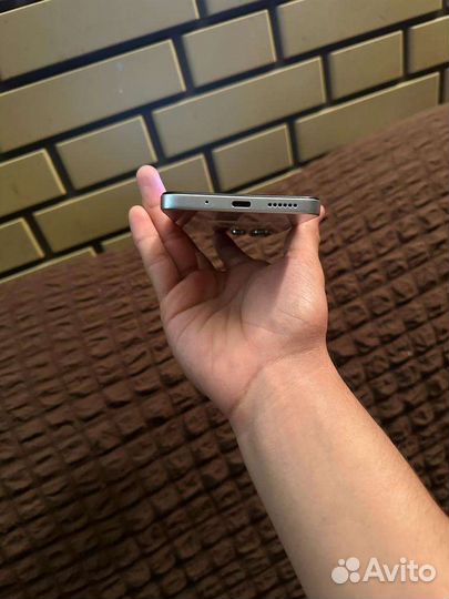 Xiaomi 12, 8/128 ГБ