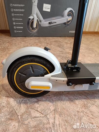 Самокат взрослый электрический Ninebot Max G30LP