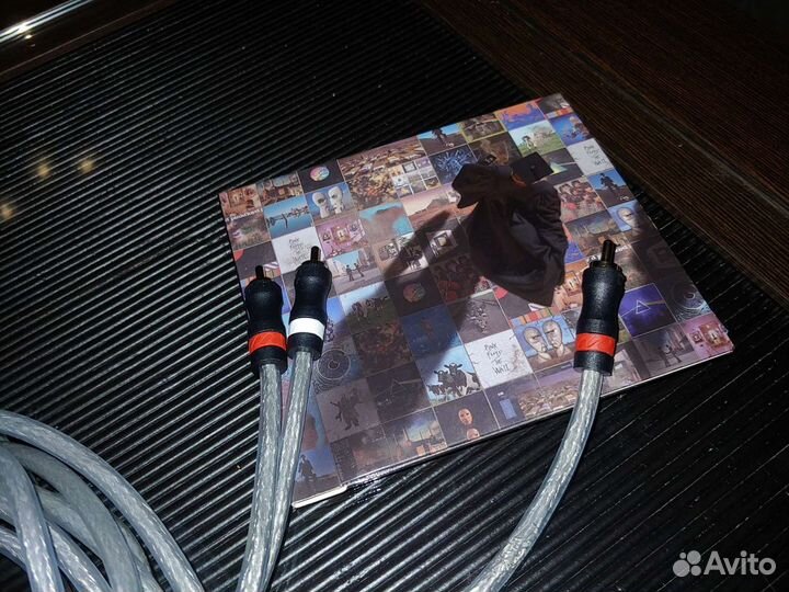 Кабель Eagle Cable High Standard Y-Sub 2xRCA - RCA