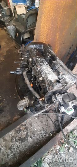 Двигатель форд 2.0