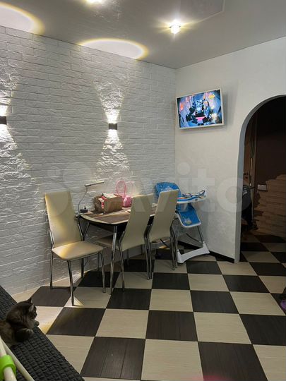 2-к. квартира, 63,7 м², 4/4 эт.