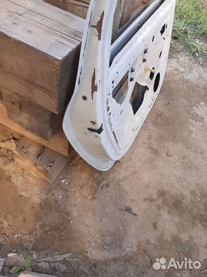 Дверь задня левая на Ларгус