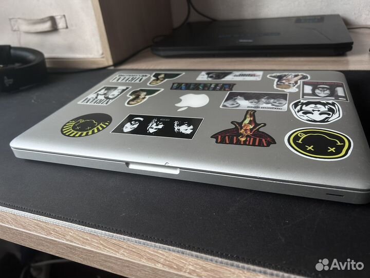 Macbook pro 13 mid 2012 256 ssd i5