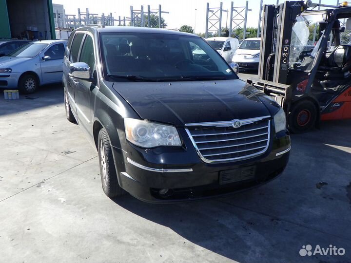 Бачок гу chrysler voyager Grand Voyager 5 2009