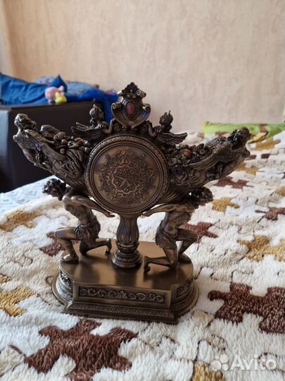 Настольные часы