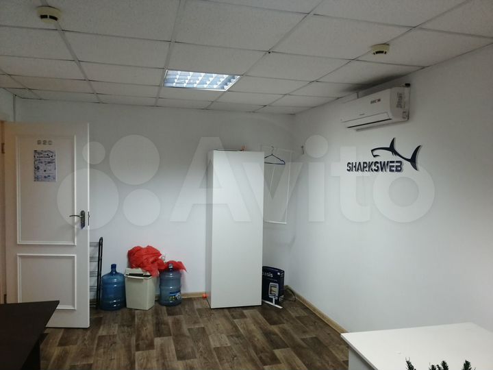 Офис, 24.4 м² с мокрой точкой