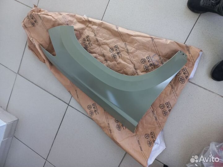 Крыло переднее правое Jetta Vs5 Vs7