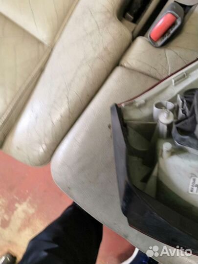 Фонарь задний наружный левый VW Golf V 2003-2009