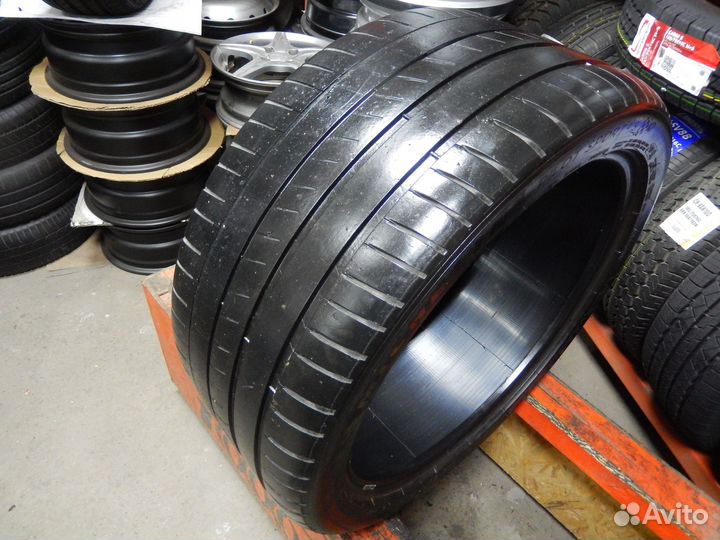 Michelin Pilot Sport 4 S 285/35 R20