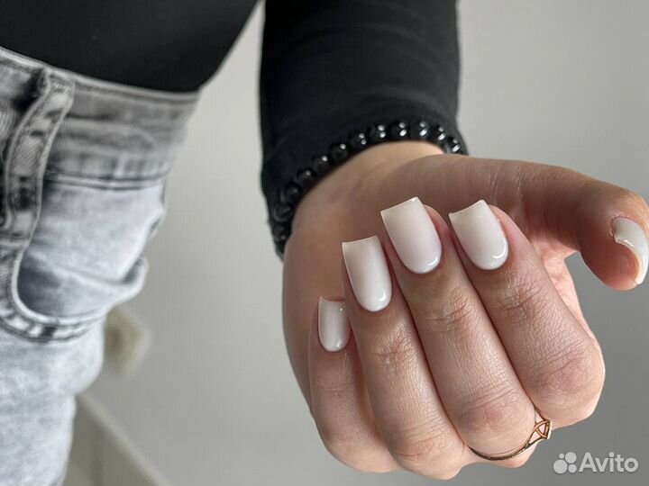 Наращивание ногтей