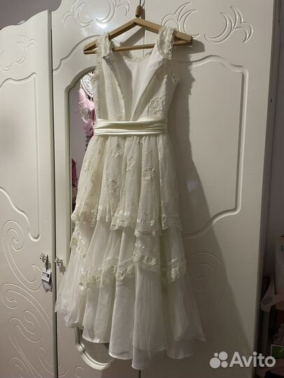 Платье праздничное