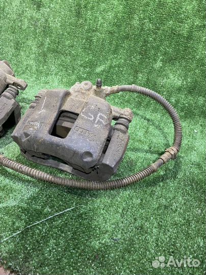 Суппорт geely emgrand ec7 передний правый левый