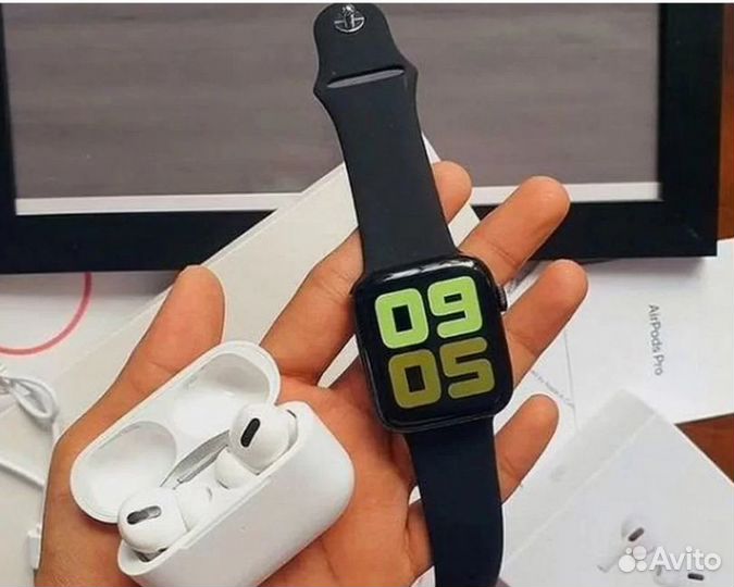 AirPods Pro + Apple Watch 7