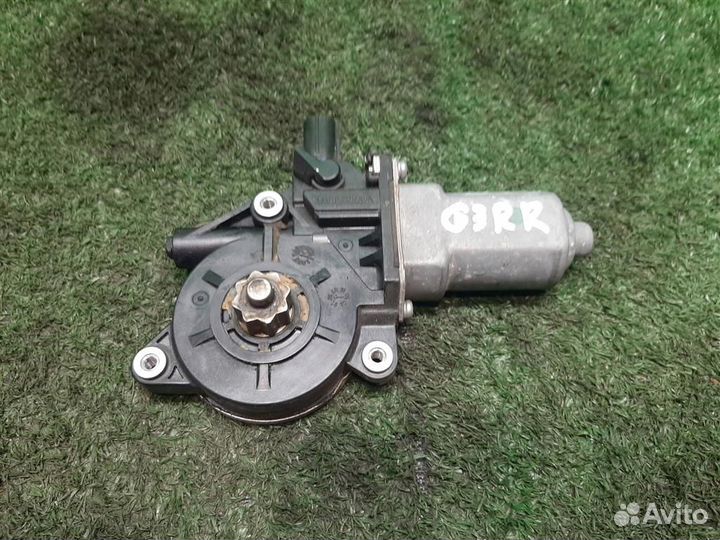 Мотор стеклоподъёмника задний правый Honda CR-V 3