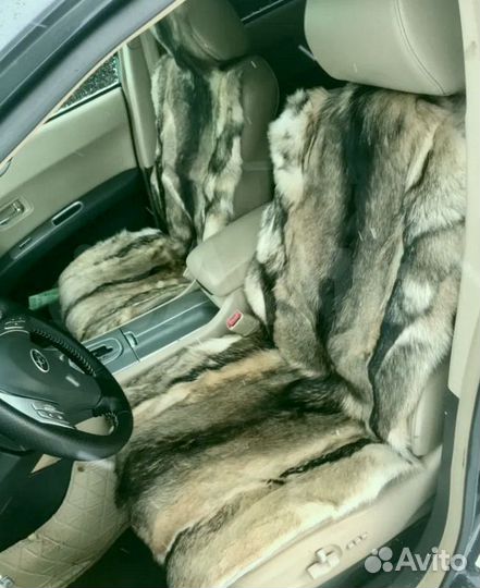Меховые накидки из волка