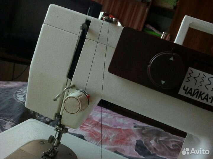 Швейная машина Чайка 144а