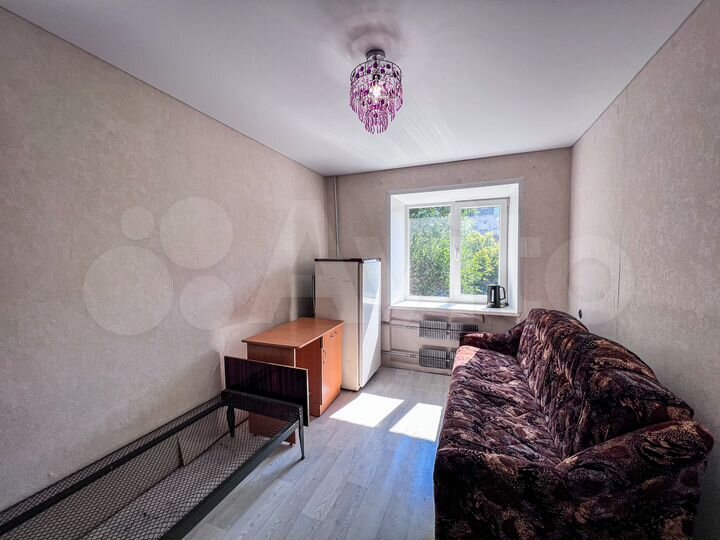 Комната 10,7 м² в 1-к., 3/4 эт.